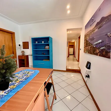 Apartment Mammina Chiatamone Naples