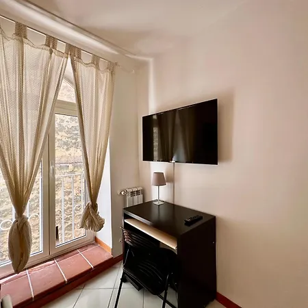 Mammina Chiatamone Apartment