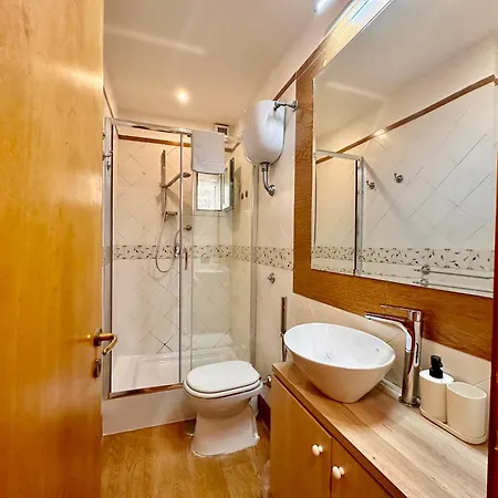 Mammina Chiatamone Apartament