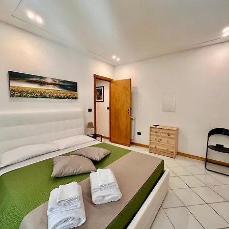 Apartament Mammina Chiatamone *