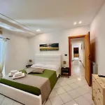 Mammina Chiatamone Apartmán